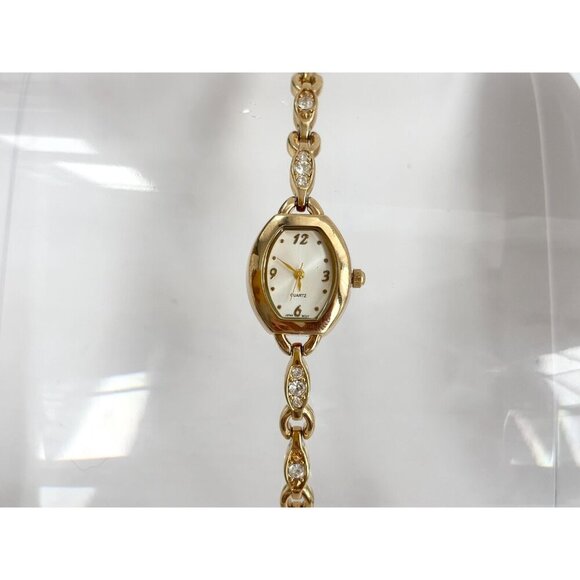 Gold T Oval Bezeled Rhinestone Quartz Vintage Women's Wristwatch - 13mm - WORKS! - Picture 10 of 10